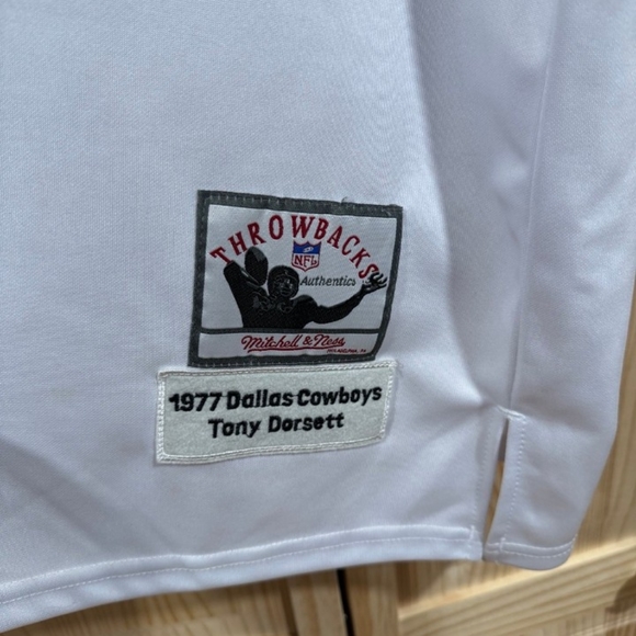 DALLAS COWBOY'S #33 JERSEY - Picture 4 of 4